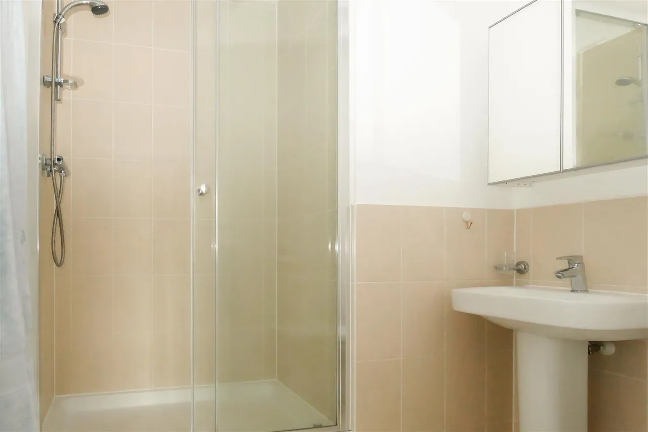 Thompson Grove, Littlehampton, photo 19