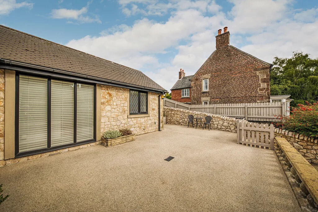 Main Street, Kniveton, photo 43