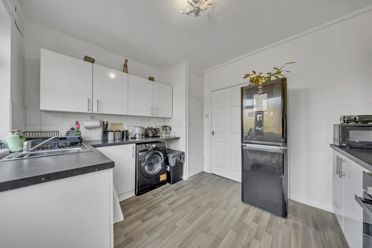 Chaucer Road, Romford, RM3, photo 4
