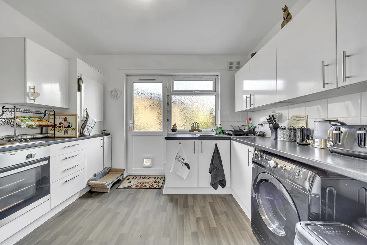 Chaucer Road, Romford, RM3, photo 6