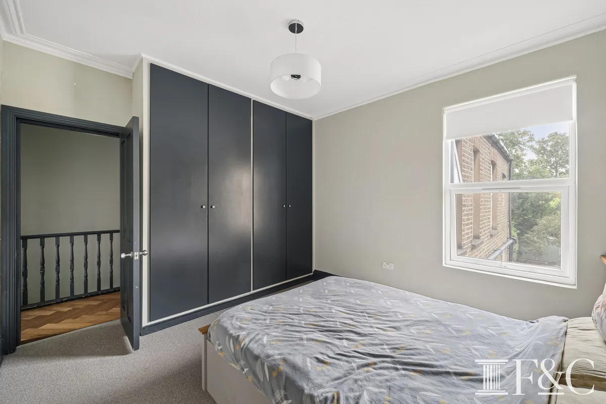 Kingsway, London, SW14, photo 11