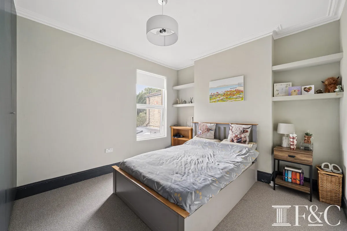 Kingsway, London, SW14, photo 12