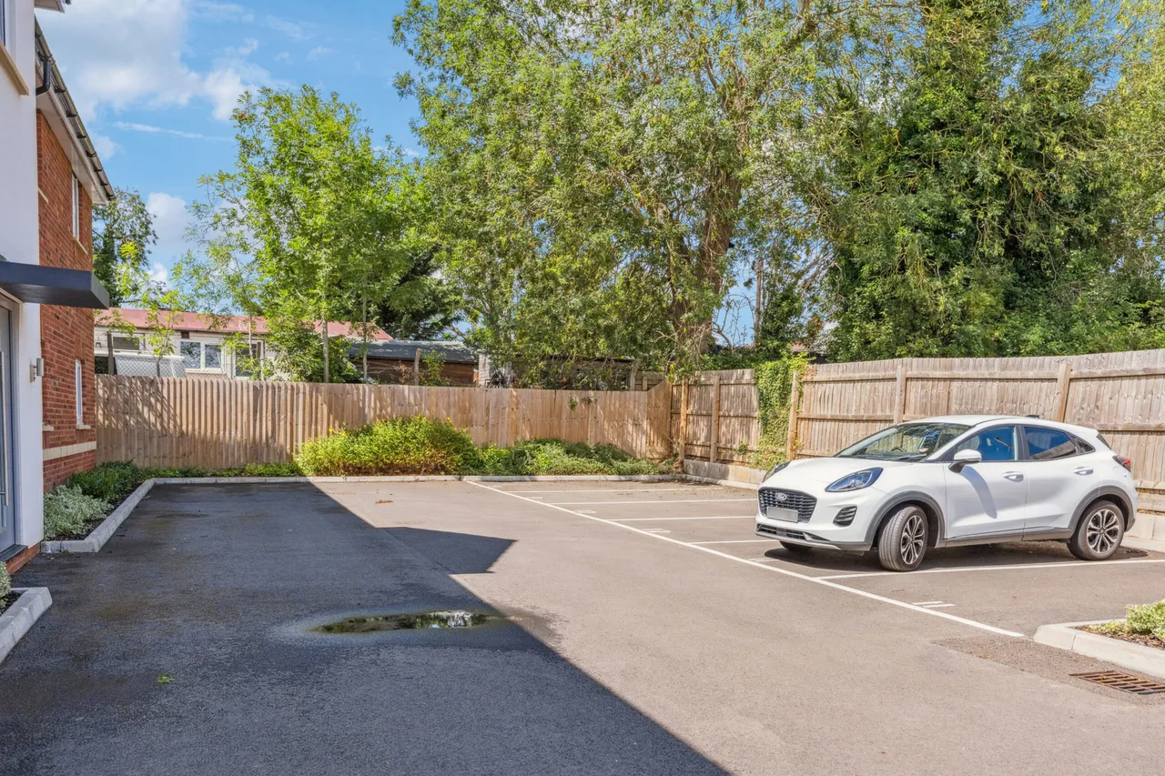 Peckworth Close, Lower Stondon, SG16, photo 16