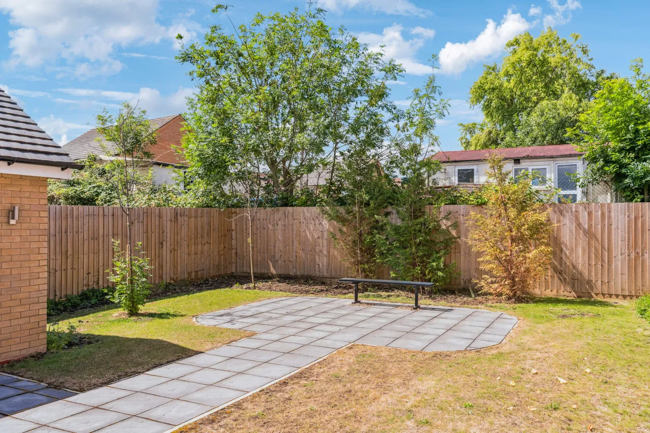 Peckworth Close, Lower Stondon, SG16, photo 18