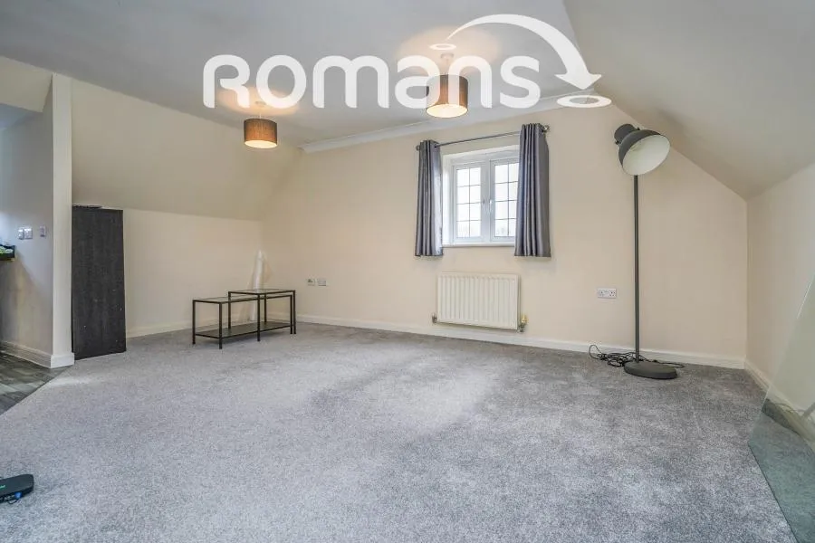Spode Close, Swindon, SN25, photo 3