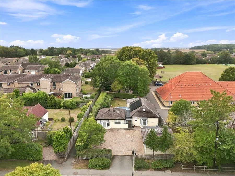with 4 bedrooms in Steeple Bumpstead, Nr Haverhill, CB9, photo 13