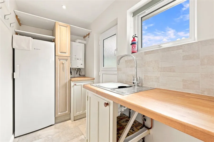 with 4 bedrooms in Steeple Bumpstead, Nr Haverhill, CB9, photo 20