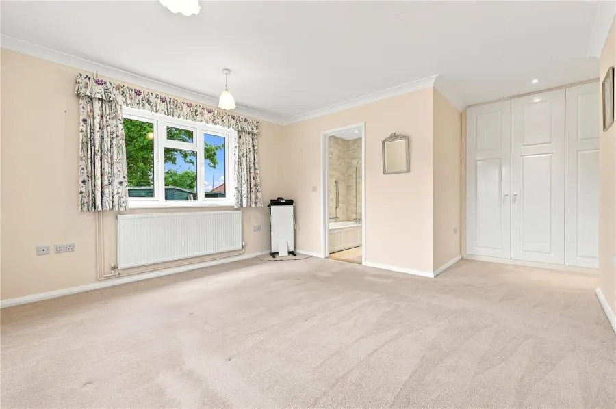 with 4 bedrooms in Steeple Bumpstead, Nr Haverhill, CB9, photo 7