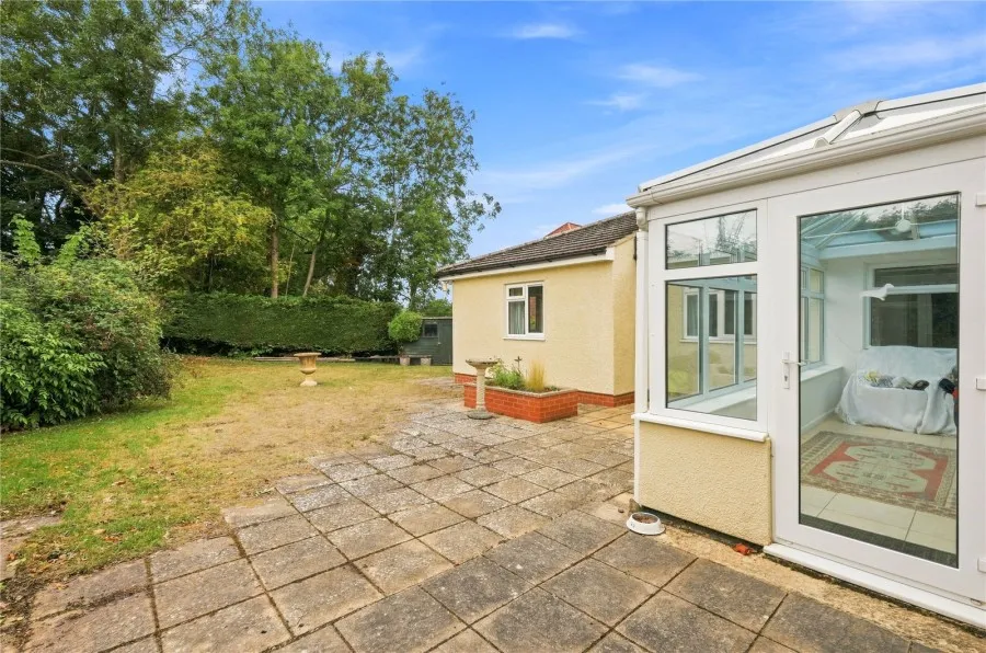 with 4 bedrooms in Steeple Bumpstead, Nr Haverhill, CB9, photo 12