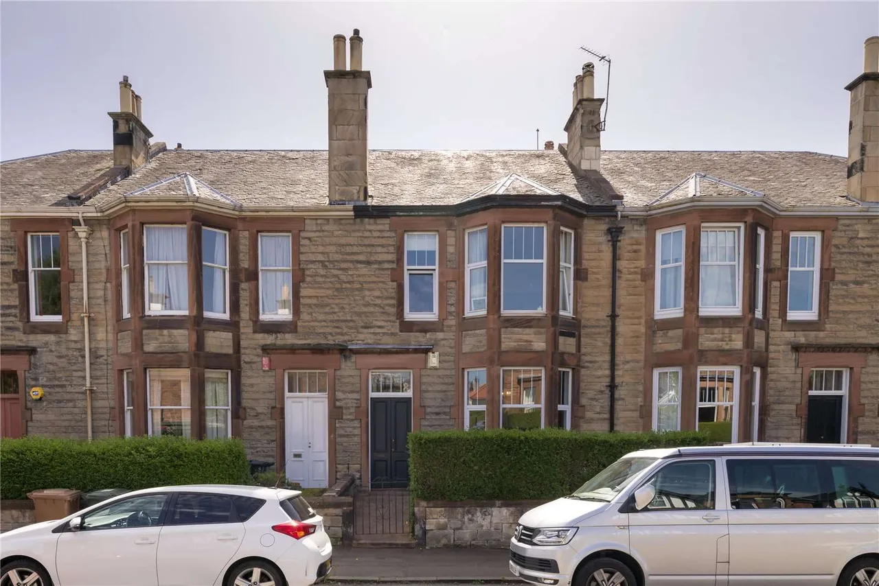 3 bed house for sale — Seaforth Drive, Blackhall, Edinburgh, EH4 2BT