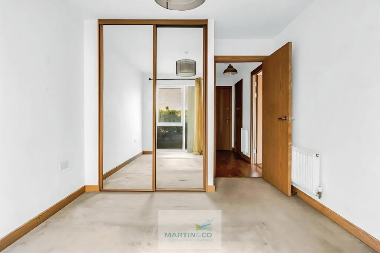 Marshgate Drive, SG13, photo 8