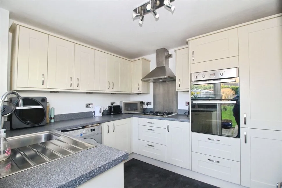 Roston Drive, Hinckley, Leicestershire, LE10, photo 2
