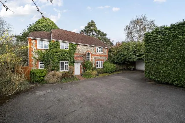 Perry Way, Lightwater, GU18, photo 21