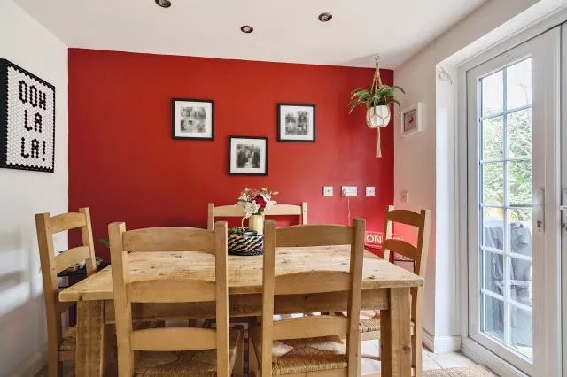 Perry Way, Lightwater, GU18, photo 4