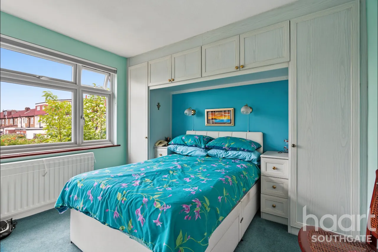 Willow Road, Enfield, EN1, photo 24
