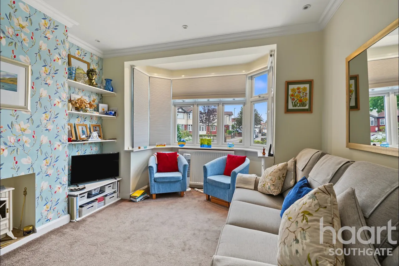Willow Road, Enfield, EN1, photo 8
