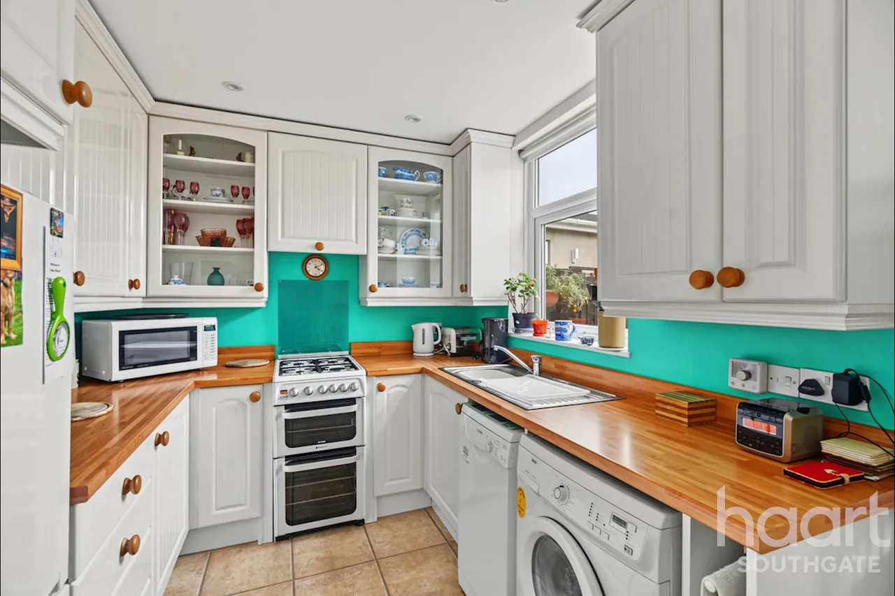 Willow Road, Enfield, EN1, photo 4