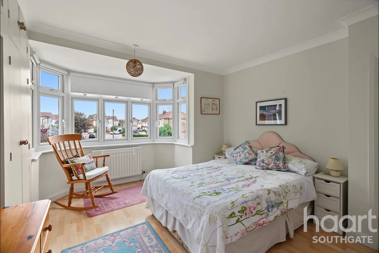 Willow Road, Enfield, EN1, photo 21