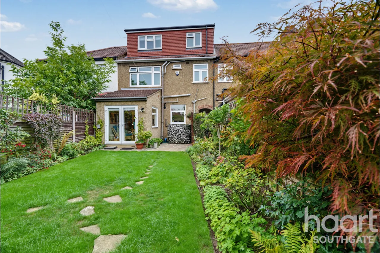 Willow Road, Enfield, EN1, photo 18