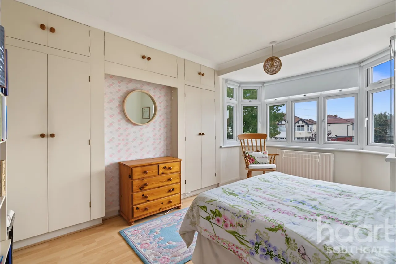 Willow Road, Enfield, EN1, photo 22