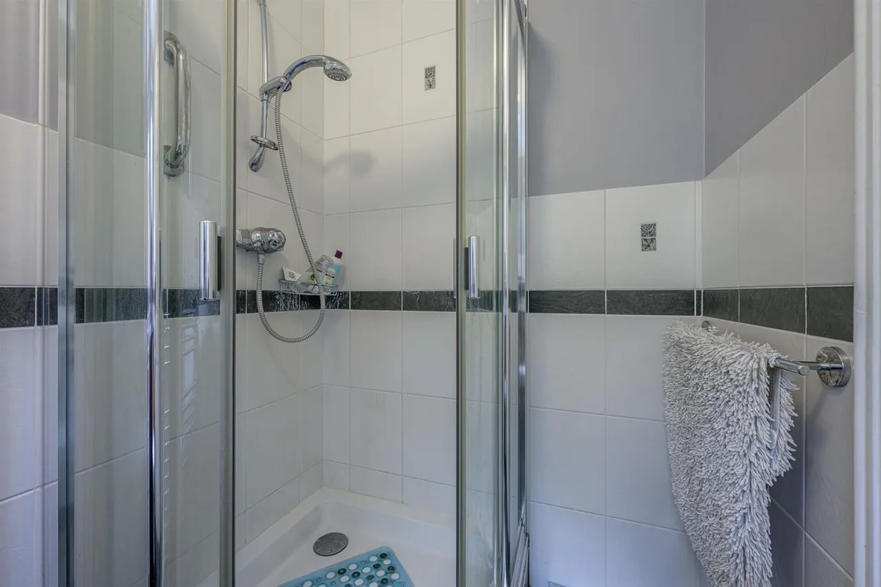 Harringay Drive, Norton, DY8, photo 7