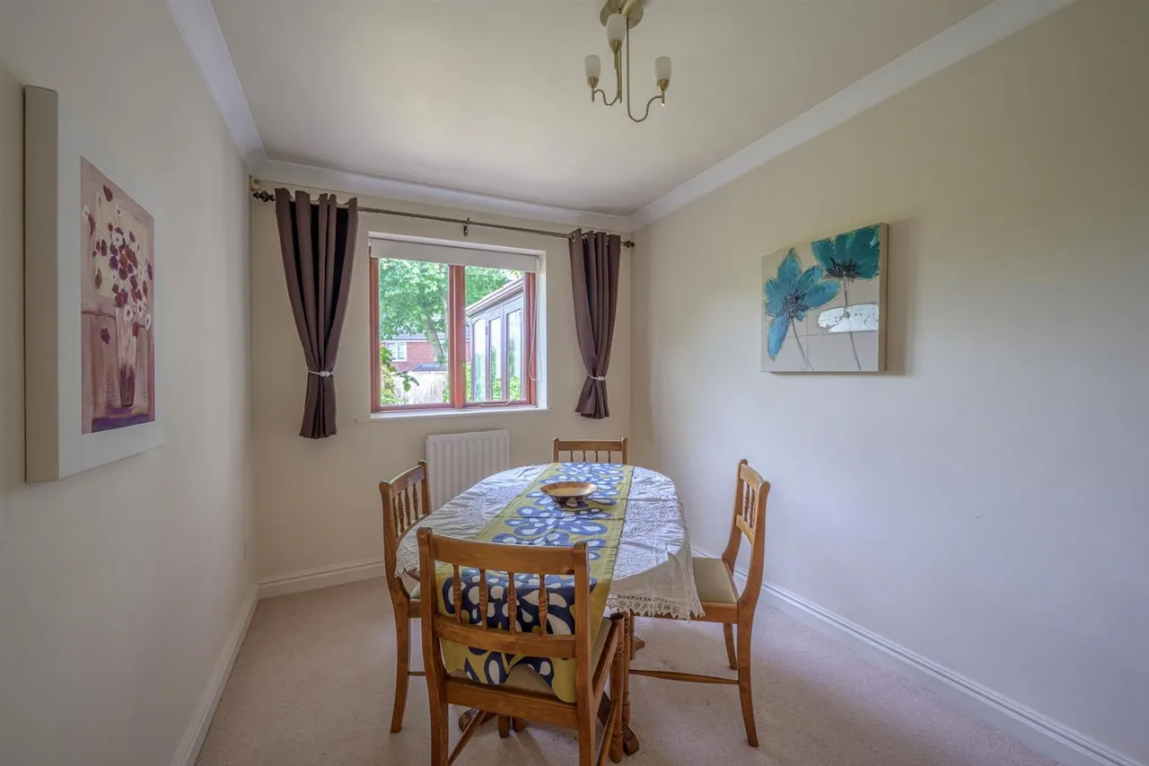 Harringay Drive, Norton, DY8, photo 9
