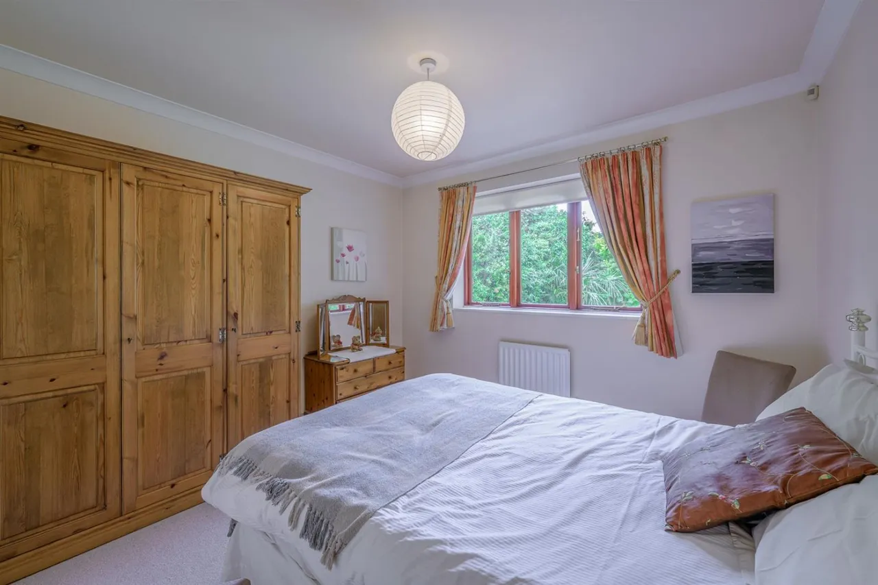 Harringay Drive, Norton, DY8, photo 8
