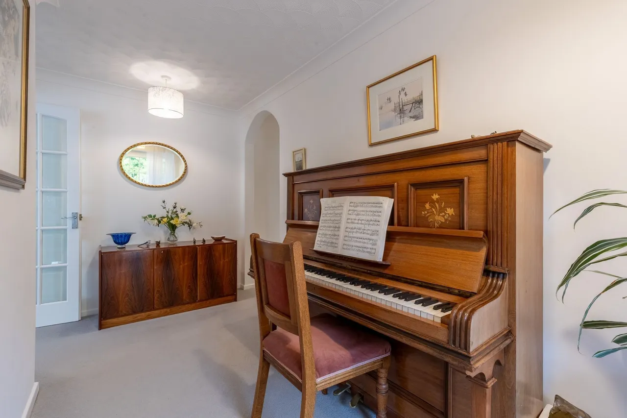 Detached Bungalow in Corpusty with, photo 8