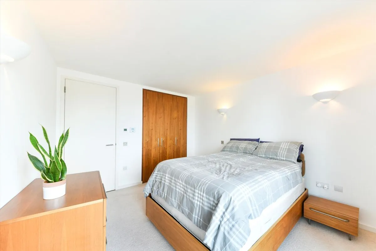 Fairmont Avenue, London, E14, photo 9