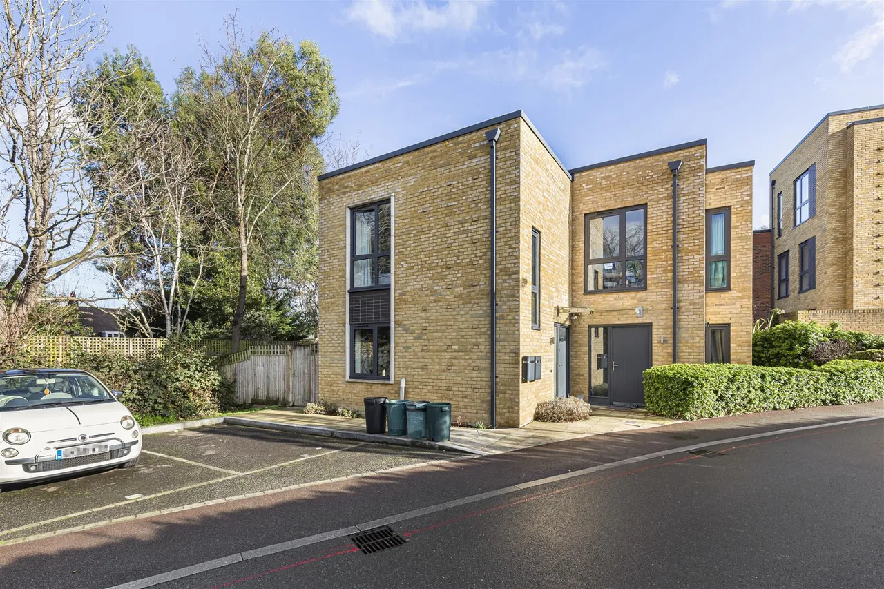 Pipit Drive, Putney, SW15, photo 4