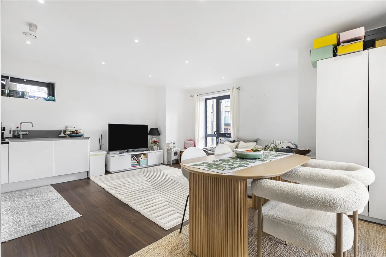 Pipit Drive, Putney, SW15, photo 10