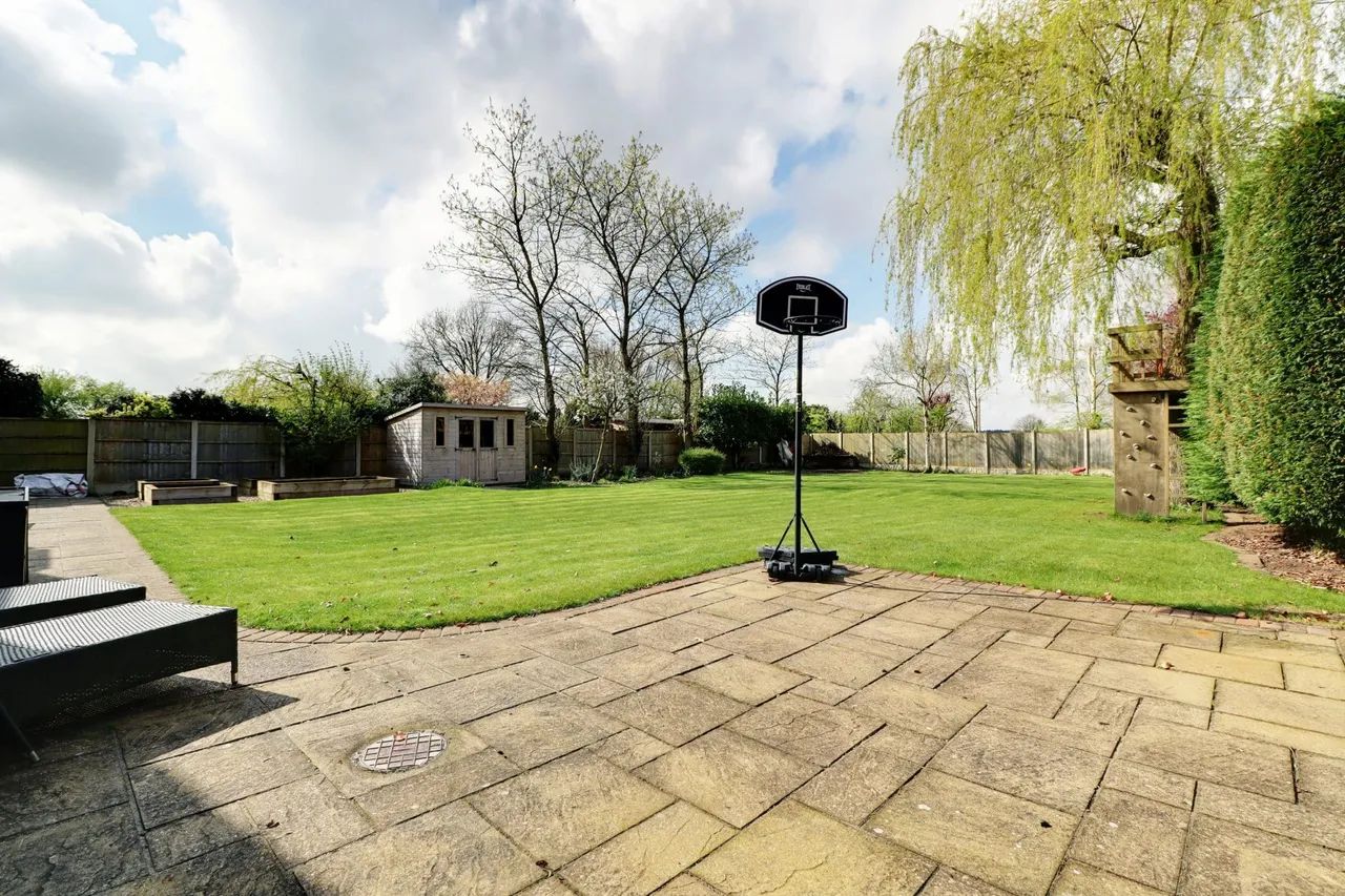 Morton Road, Laughton, DN21, photo 31