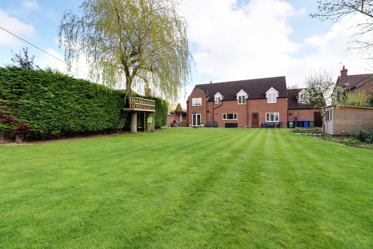 Morton Road, Laughton, DN21, photo 33