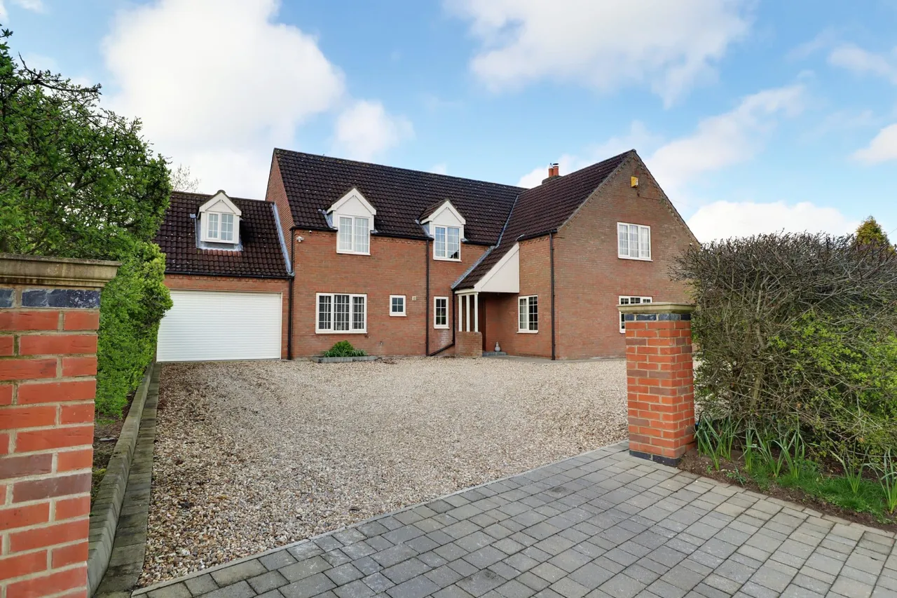 Morton Road, Laughton, DN21, photo 35