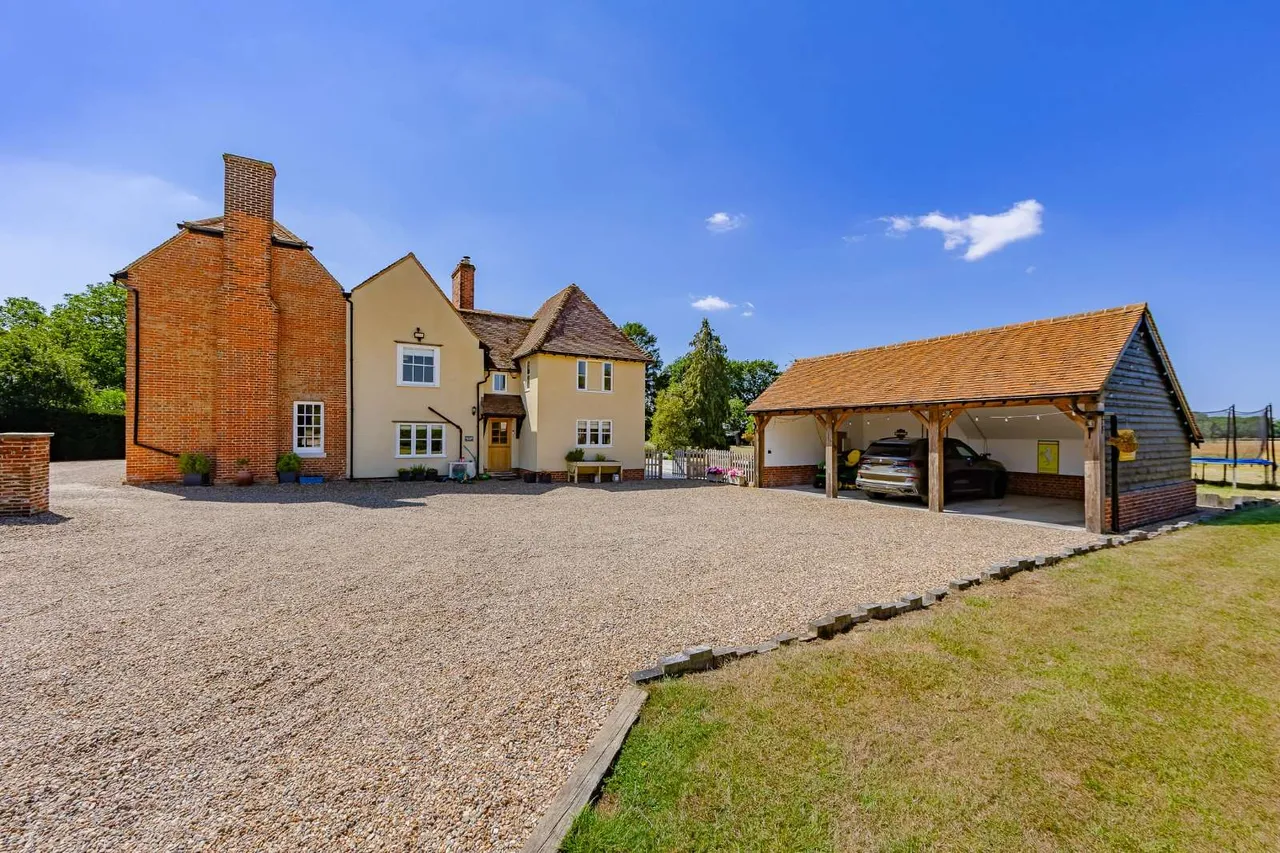6 bed house to rent — Rectory Road, Aldham, Colchester, Essex, CO6 3RS