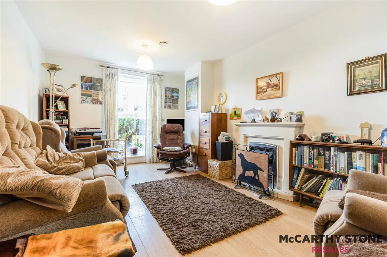 Victoria Road, Malvern, WR14, photo 3