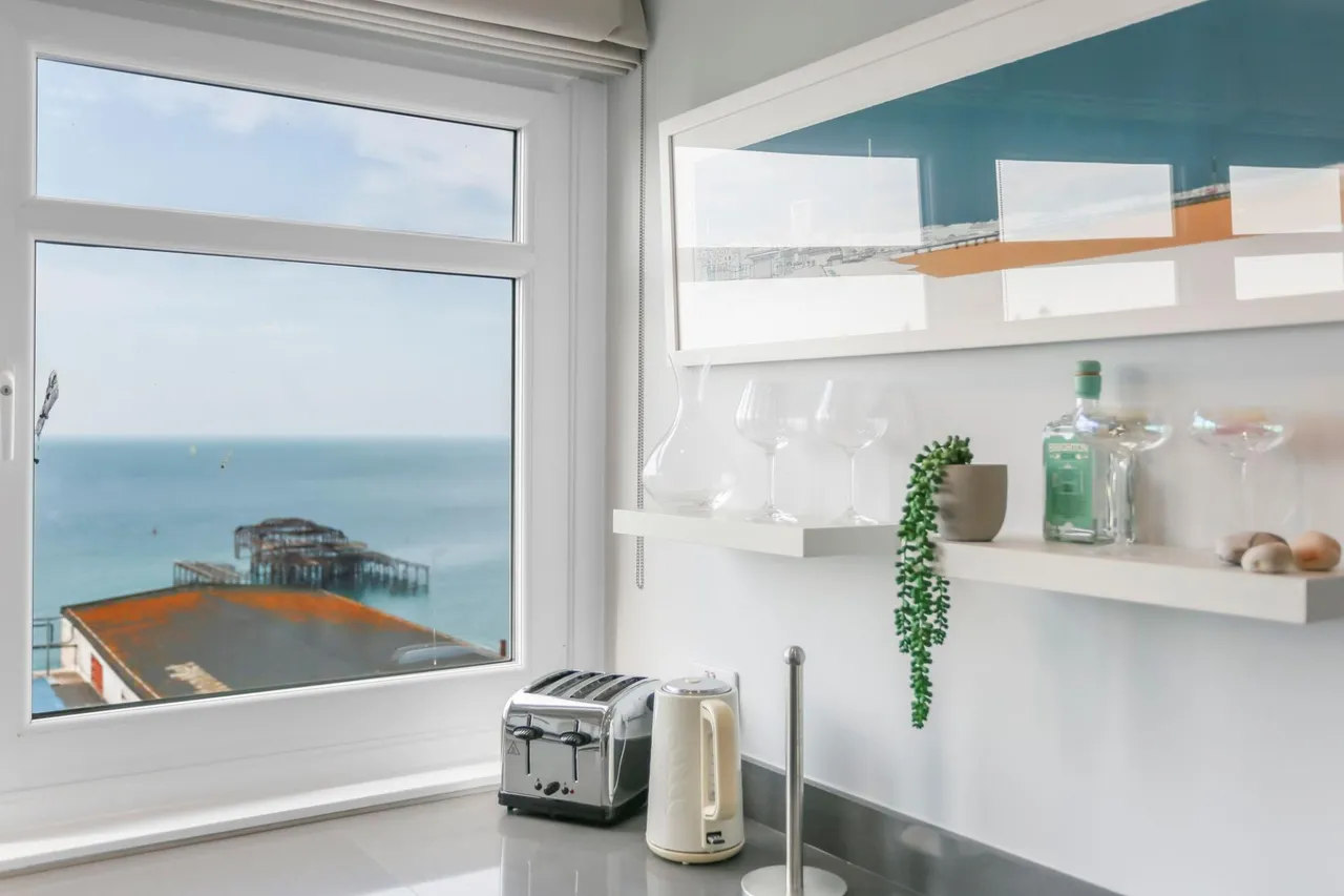 Kings Road, Brighton, BN1, photo 5