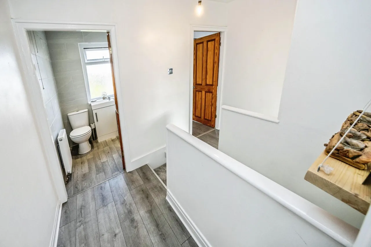 Sandene Drive, Huddersfield, HD4, photo 6