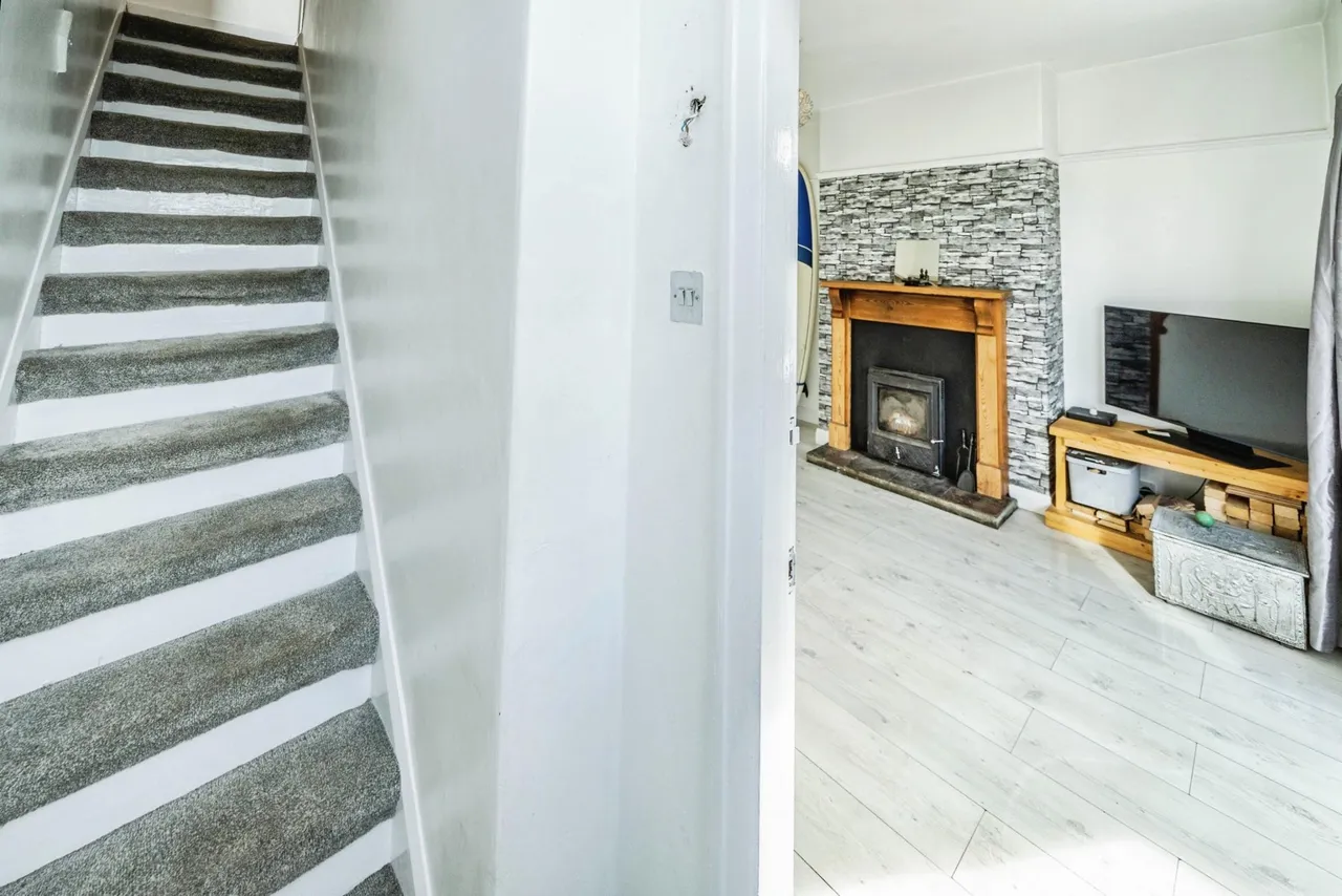 Sandene Drive, Huddersfield, HD4, photo 7