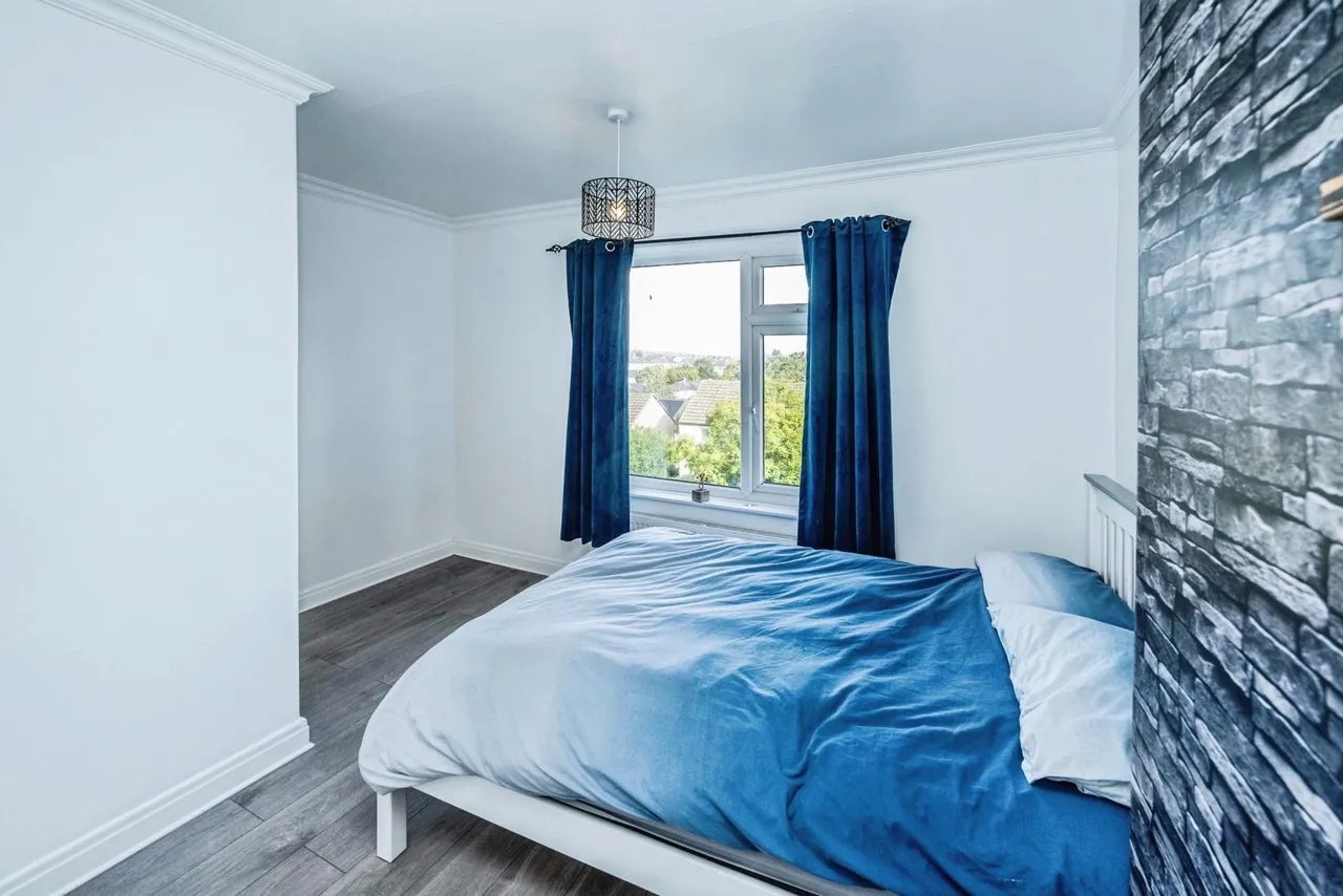 Sandene Drive, Huddersfield, HD4, photo 19