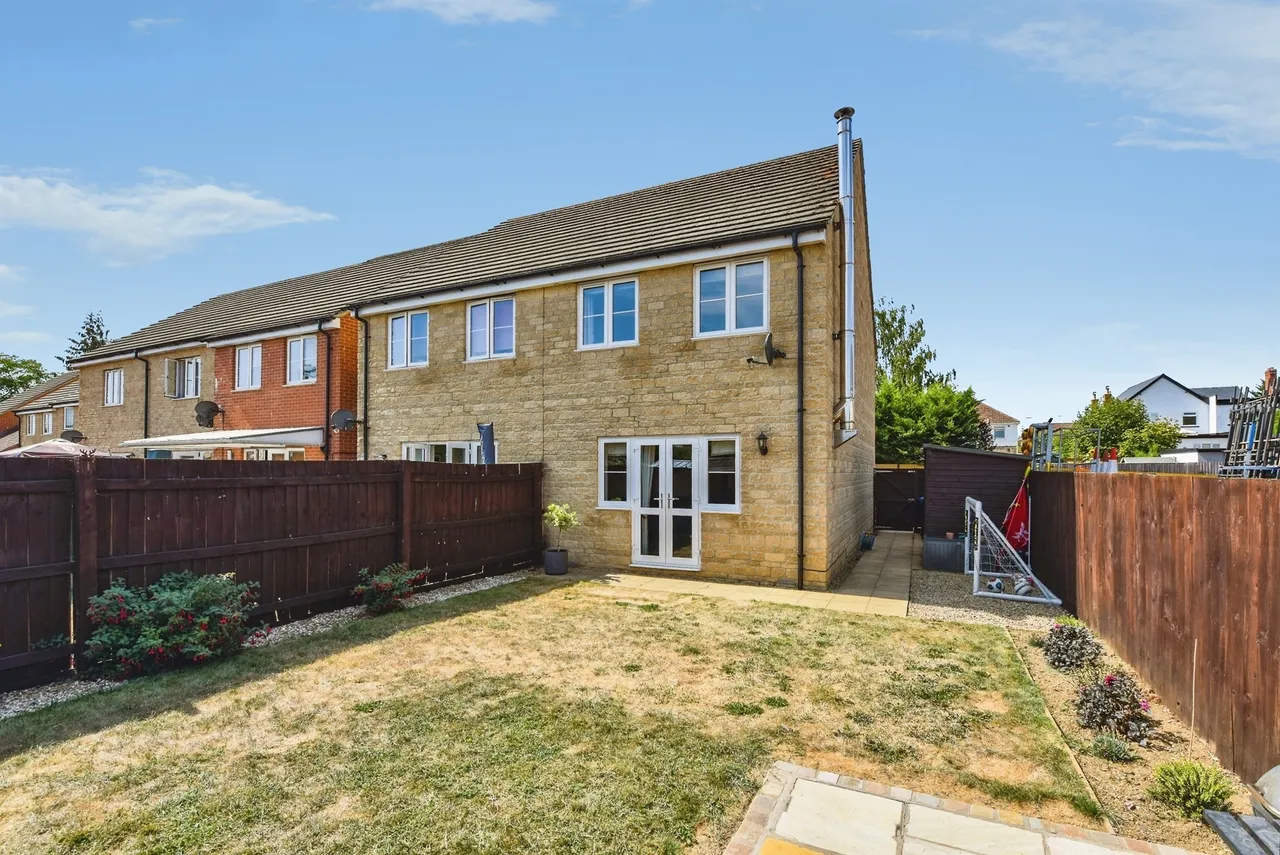 The Gardens, Calne, SN11, photo 16