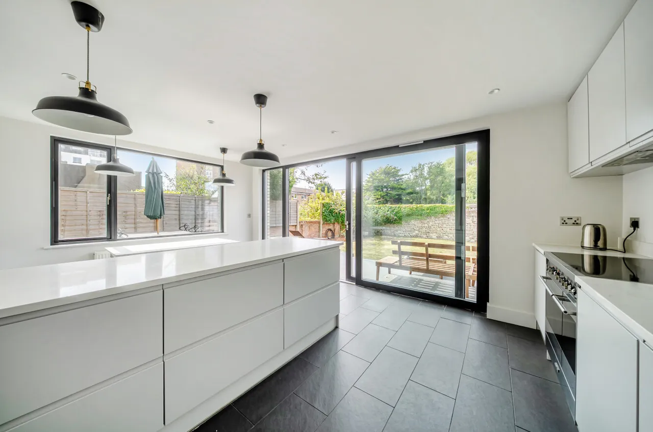Selden Road, Worthing, BN11, photo 9