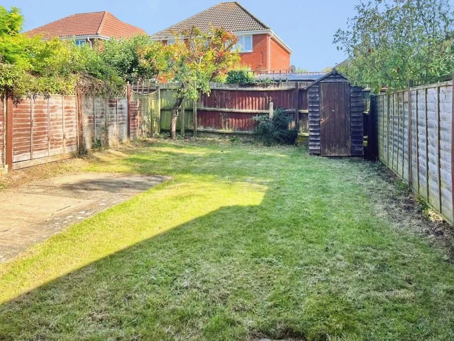 Blencowe Drive, Brackley, NN13, photo 9