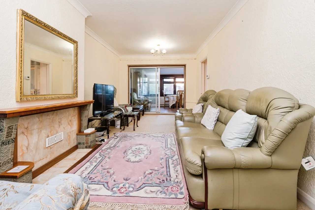 Berwick Road, Rainham, RM13, photo 13