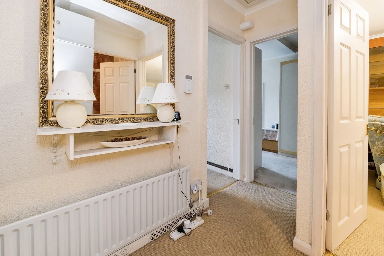 Berwick Road, Rainham, RM13, photo 41