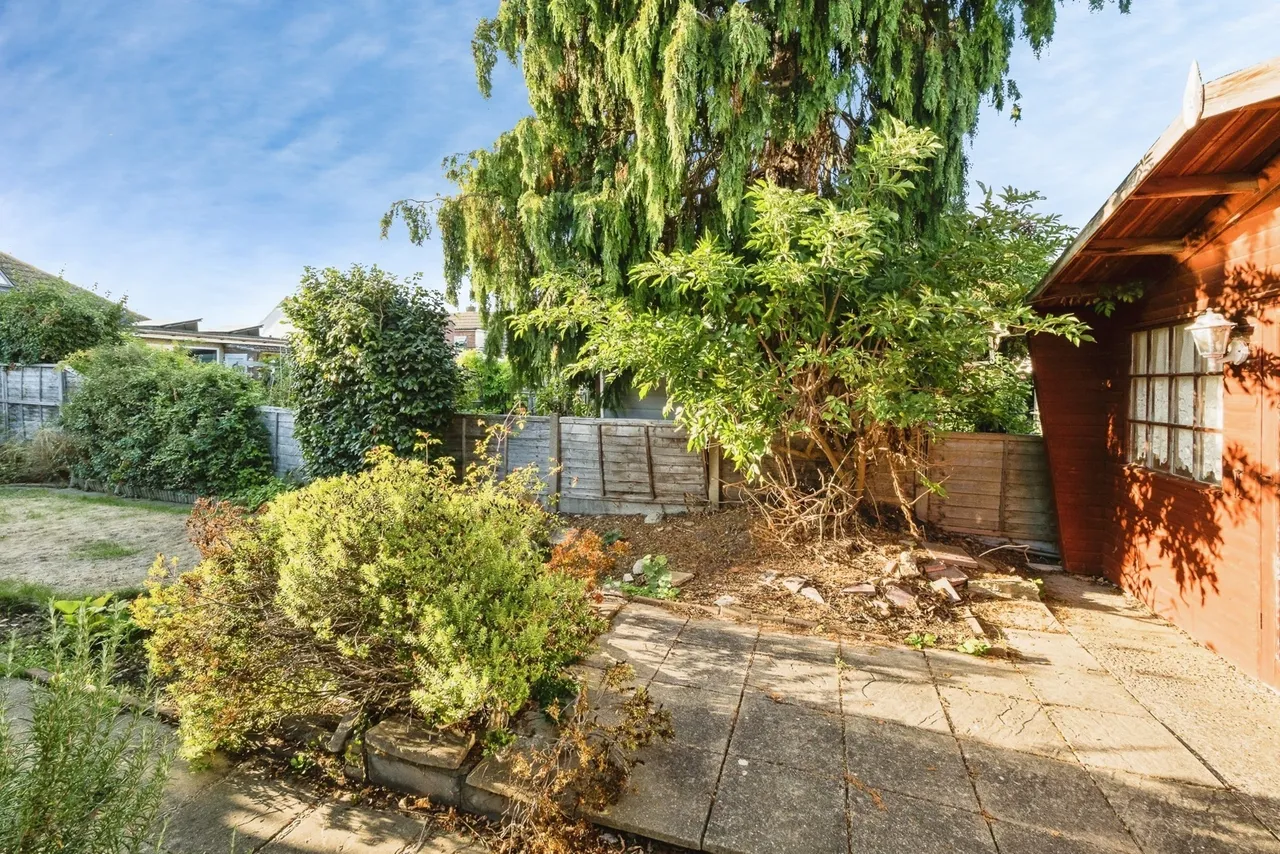 Berwick Road, Rainham, RM13, photo 35