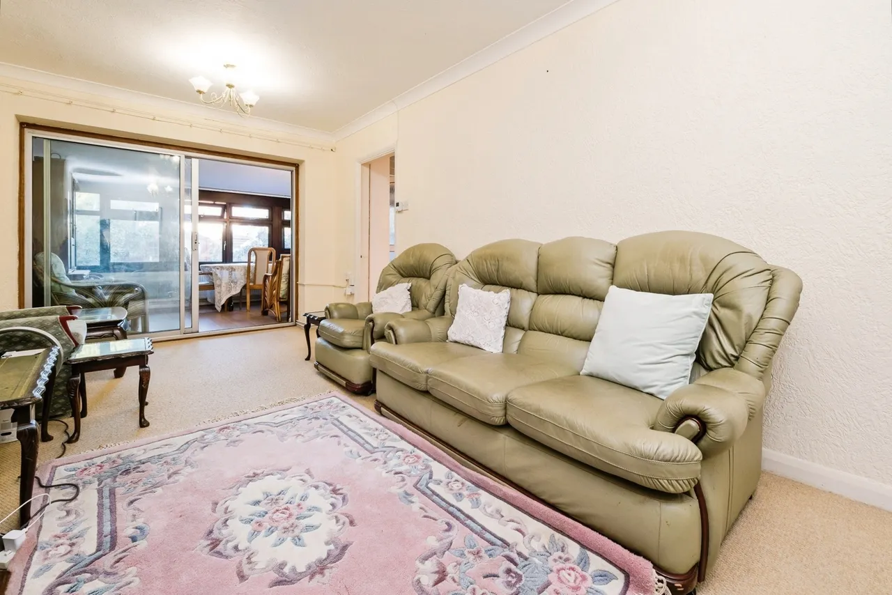 Berwick Road, Rainham, RM13, photo 37