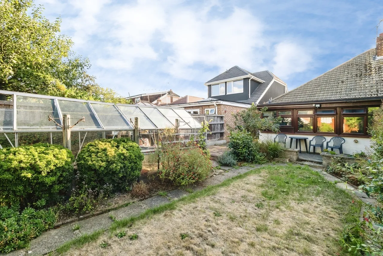 Berwick Road, Rainham, RM13, photo 6