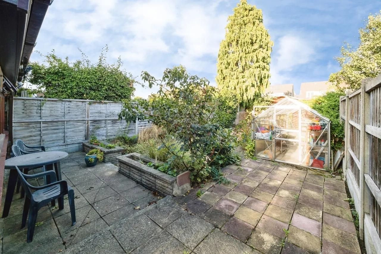 Berwick Road, Rainham, RM13, photo 17