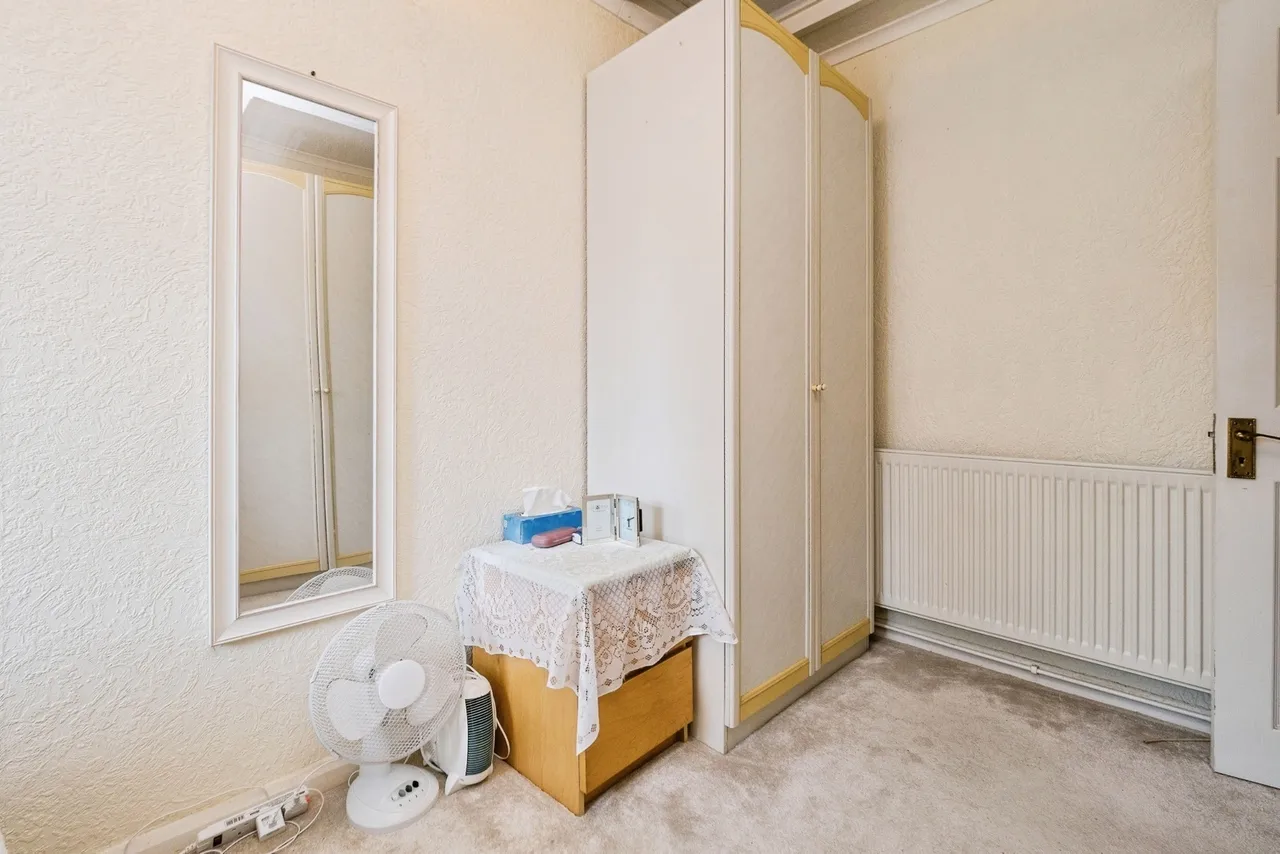 Berwick Road, Rainham, RM13, photo 27